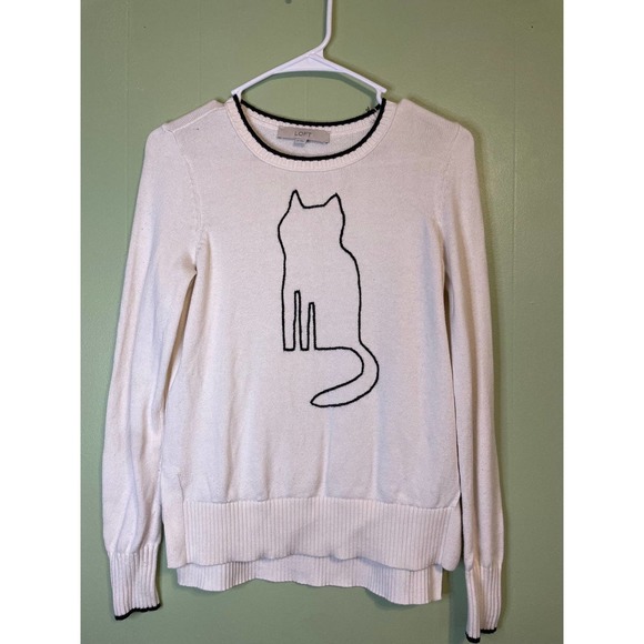 LOFT Sweaters - Loft cat sweater E029